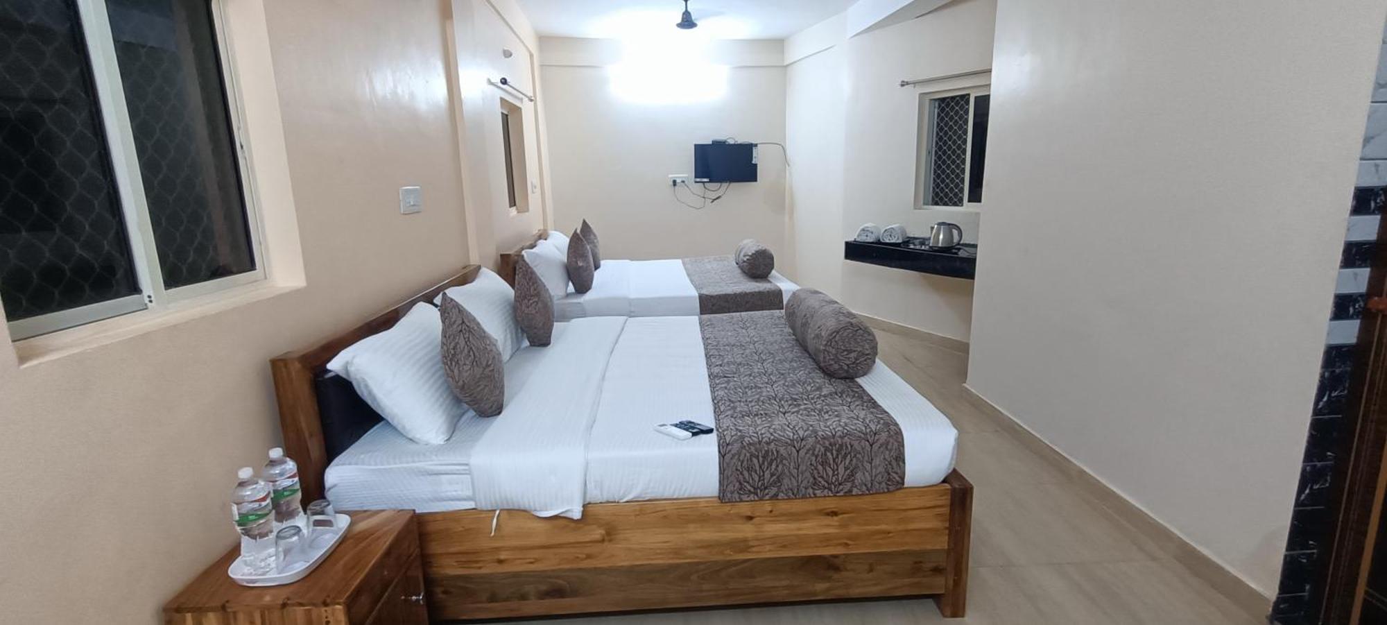Hotel Vip Prime Puri Exteriör bild