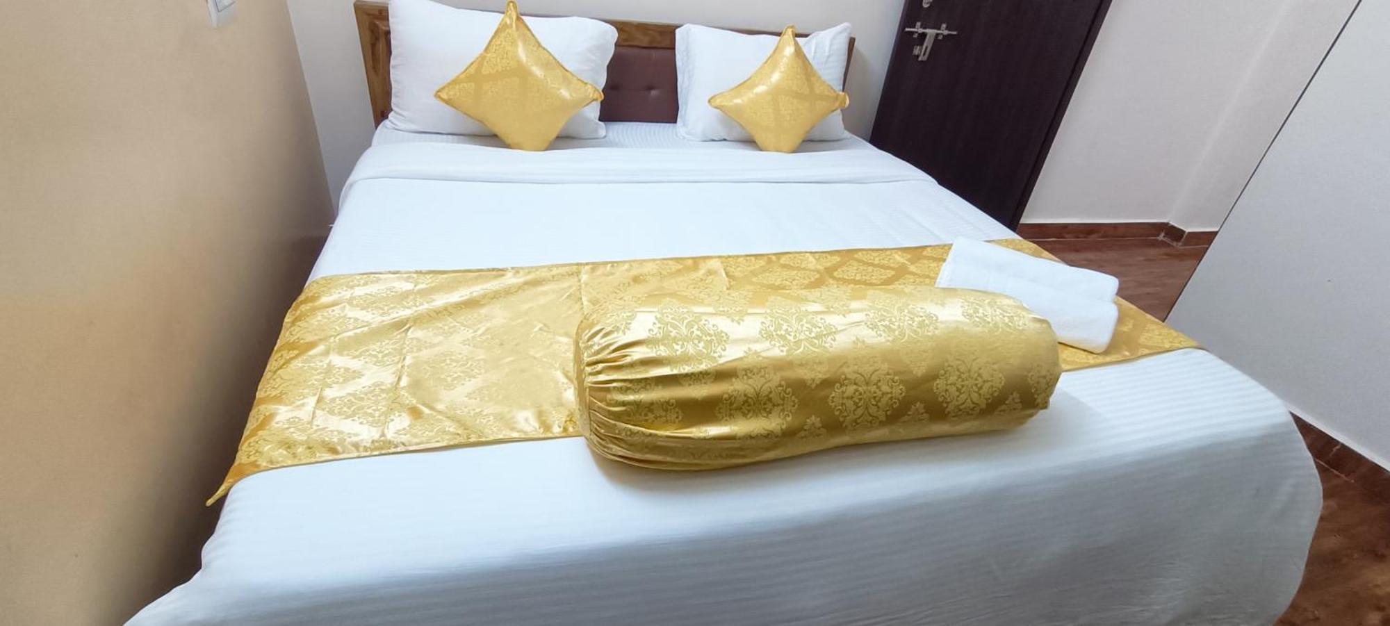 Hotel Vip Prime Puri Exteriör bild