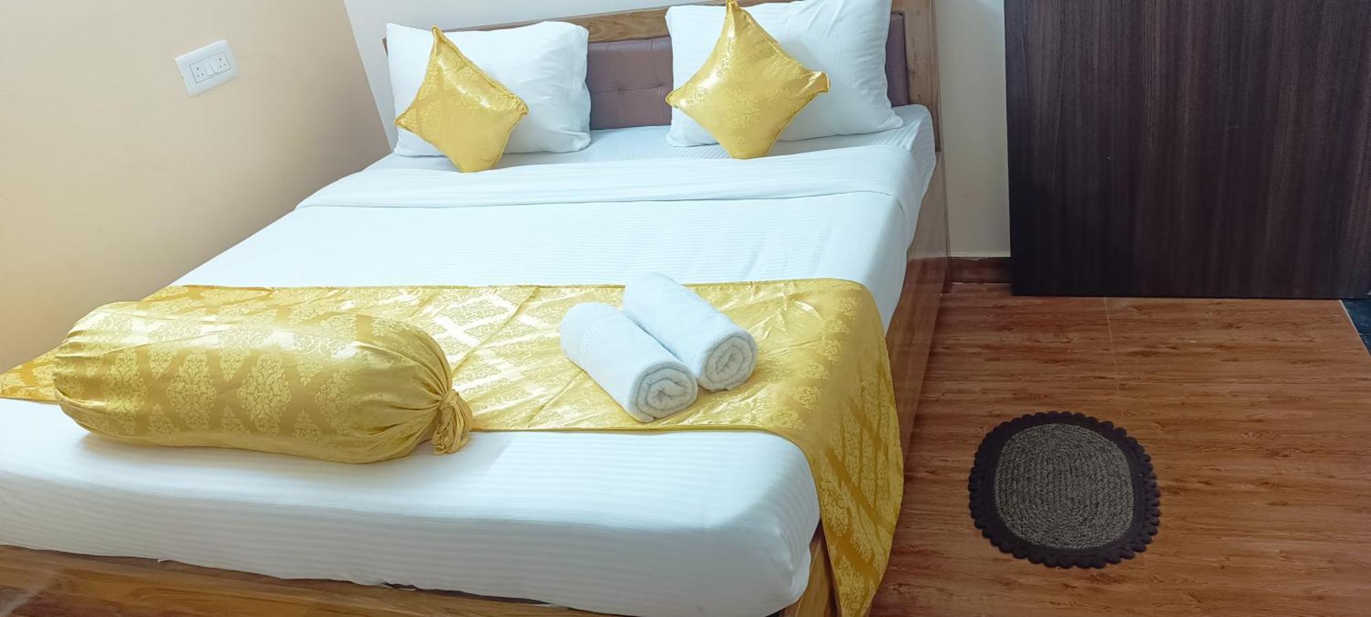Hotel Vip Prime Puri Exteriör bild